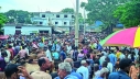 রাণীনগর আবাদপুকুর কোরবানির হাটে গরু কিনতে এসে খোয়া গেল এক লাখ টাকা এক লাখ টাকা